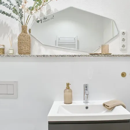 公寓 Jasta Homes Wohlfuehl-loft, Altstadt, Infrarot-sauna, Parkplatz, Netflix