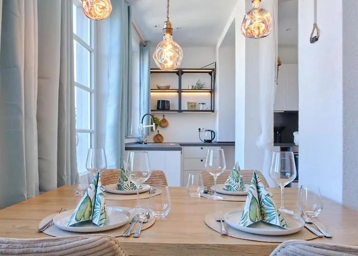 Jasta Homes Wohlfuehl-loft, Altstadt, Infrarot-sauna, Parkplatz, Netflix 公寓