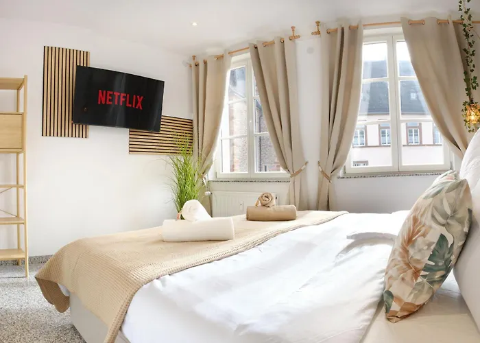 Jasta Homes Wohlfuehl-loft, Altstadt, Infrarot-sauna, Parkplatz, Netflix *